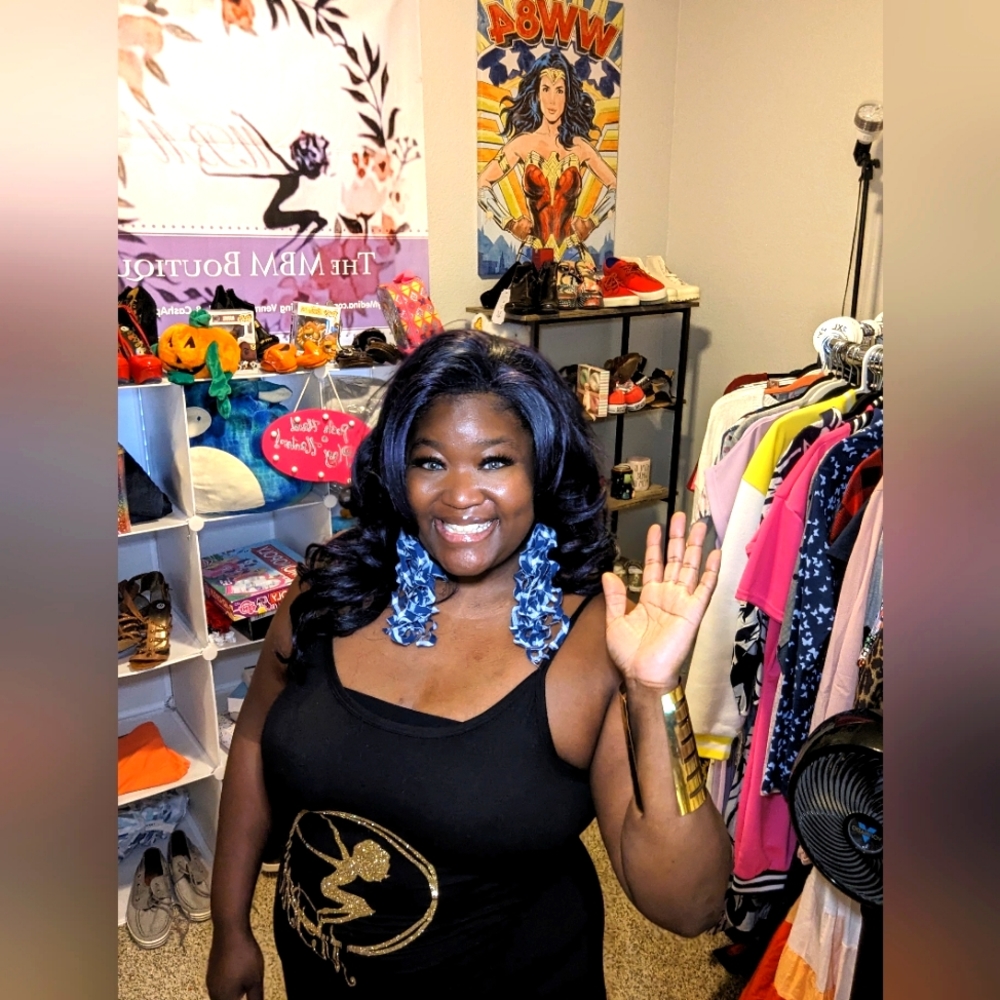 03/21 2pm PST Posh Live Bookmark. Curvy, Plus n Plush Divas! Sizes L To 2X